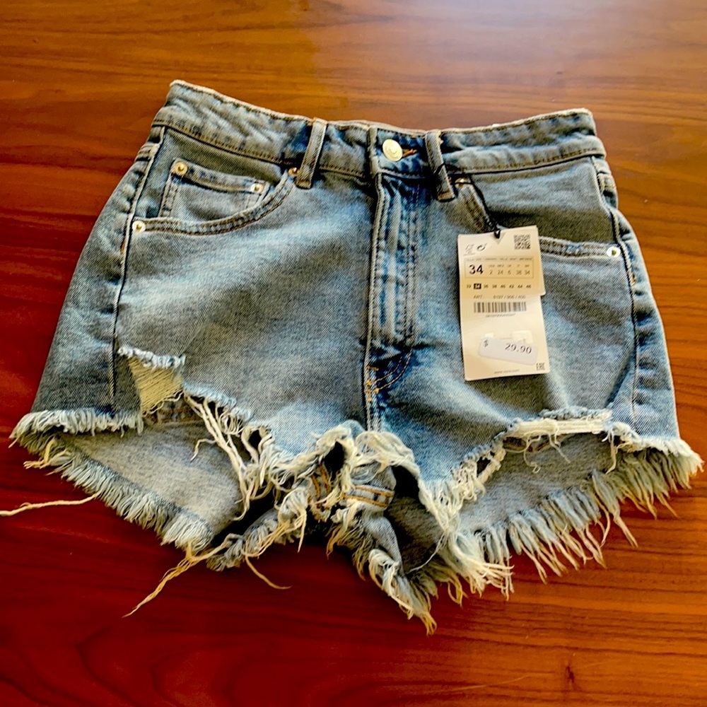 Zara Womens High Rise Denim Short Size 2.